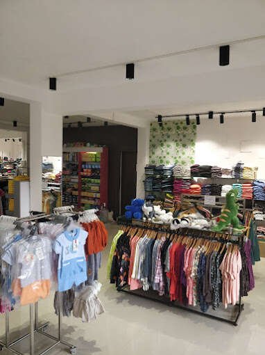 IQ Apparel & Sports